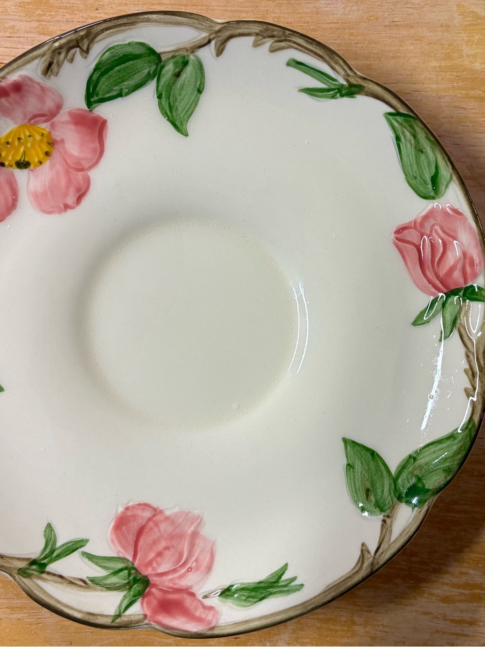 Franciscan Vintage Tea Saucer 5 3/4in Floral Desert Rose USA Earthenware.